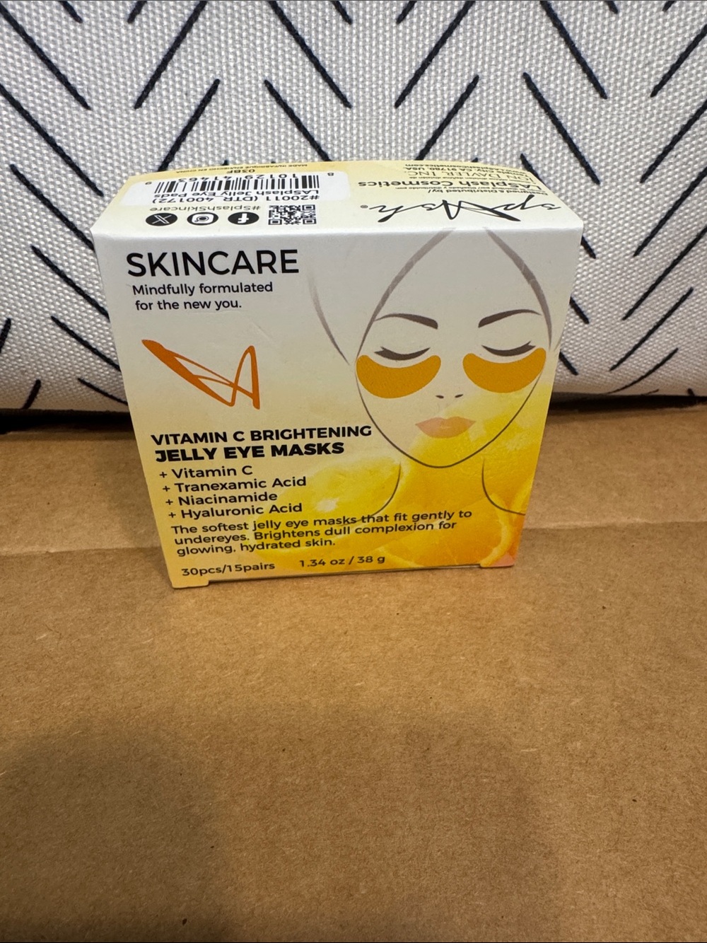 Vitamin C Brightening Jelly Eye Masks - 30 pcs/ 15 pairs